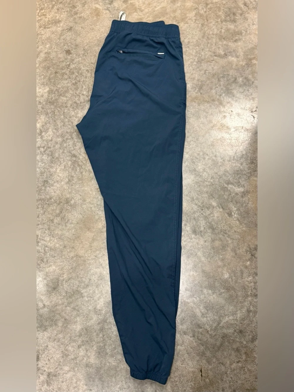 Vuori Mens Kore Joggers in Ink